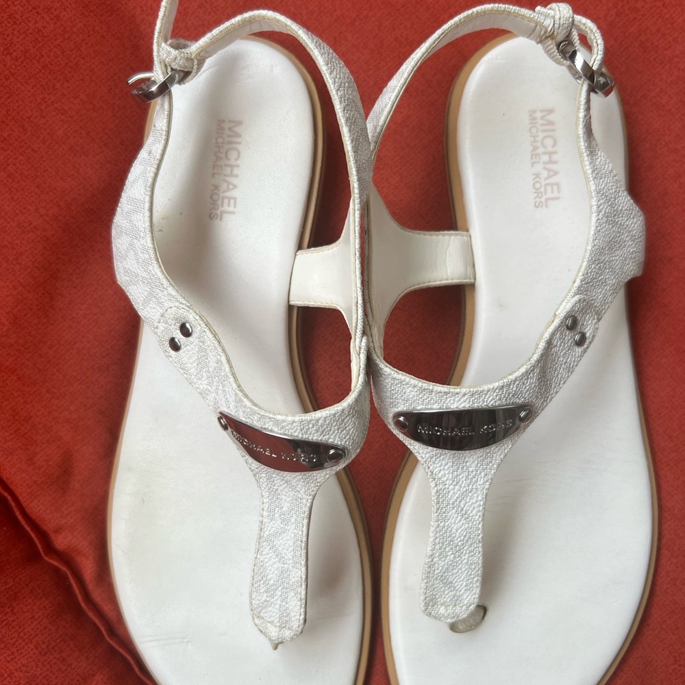 Michael Kors Metallic Silver Sandals - Picture 1 of 6